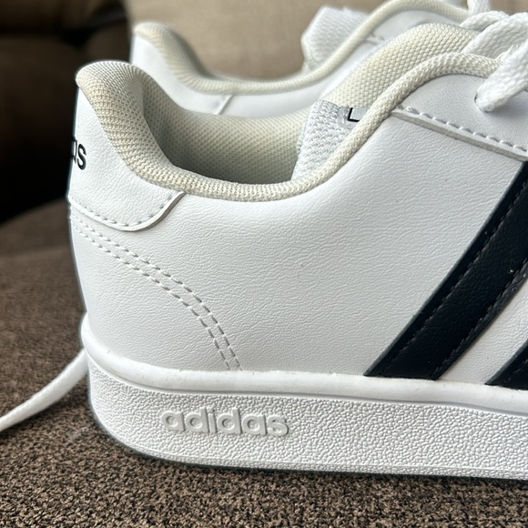 Adidas kids Grand Court 2.0 Shoes - Picture 8 of 10